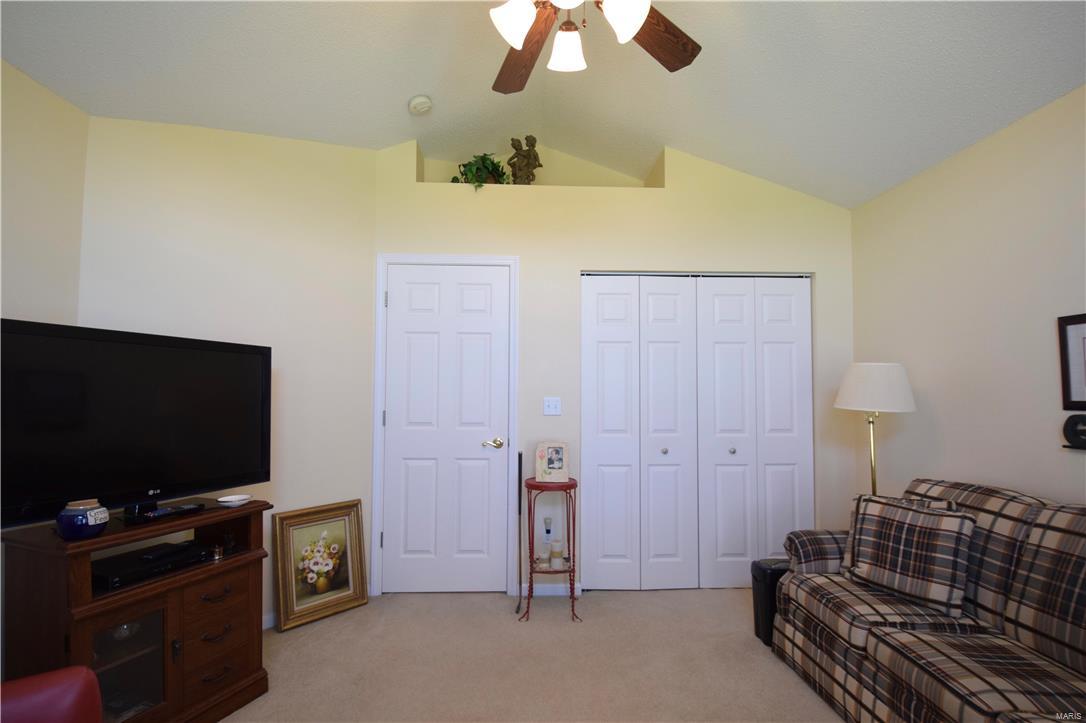 5316 Quercus Grove Road Edwardsville, IL 62025 - Photo 11 of 39