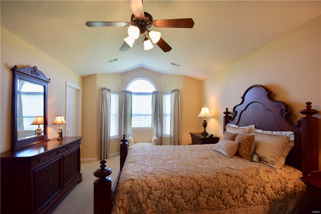 5316 Quercus Grove Road Edwardsville, IL 62025 - Photo 12 of 39