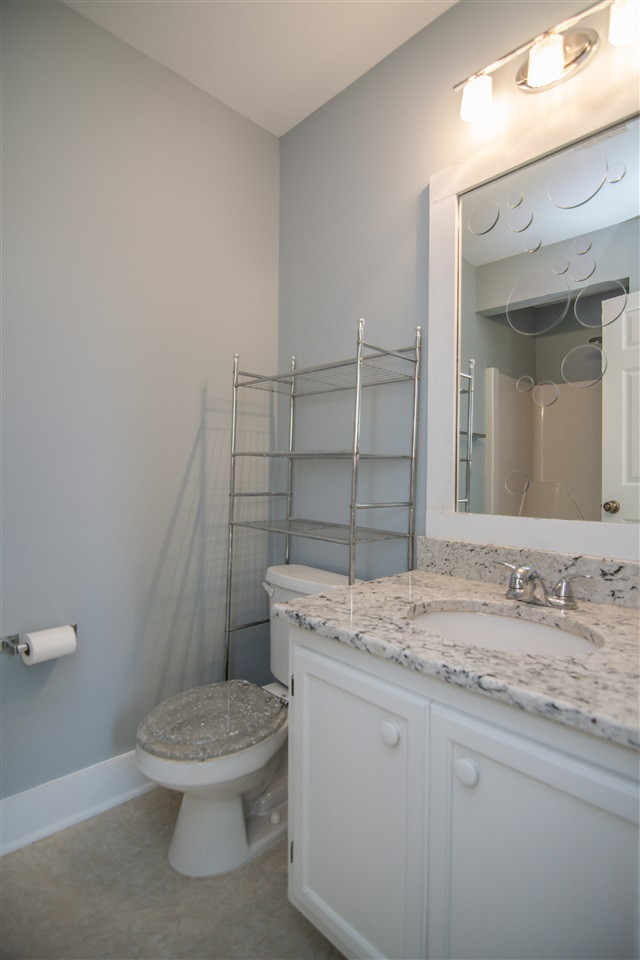 6010 Sentinel Drive Raleigh, NC 27609 - Photo 24 of 30 Upstairs full bath