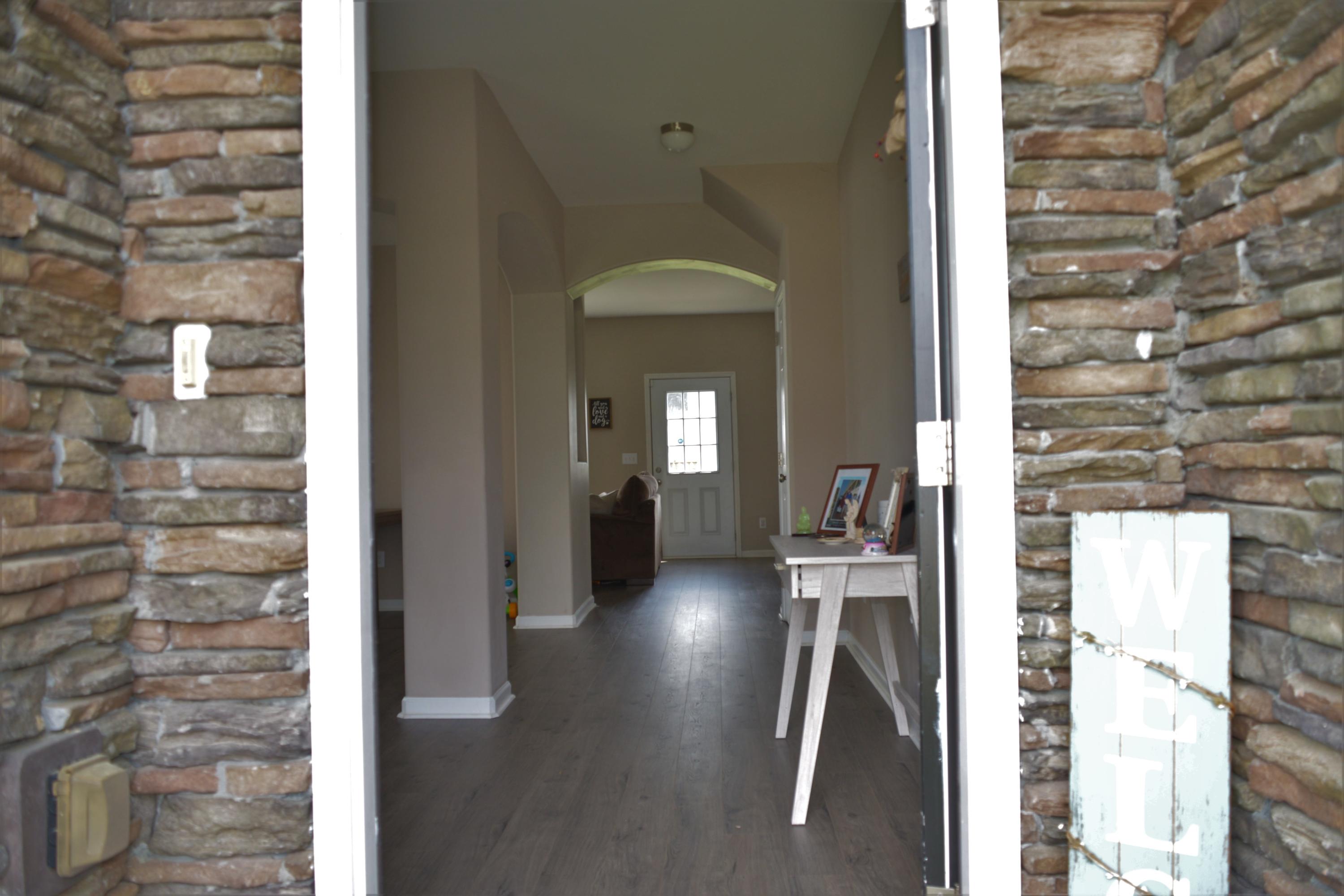 102 Summer View Road Summerville, SC 29486 - Photo 2 of 30 1