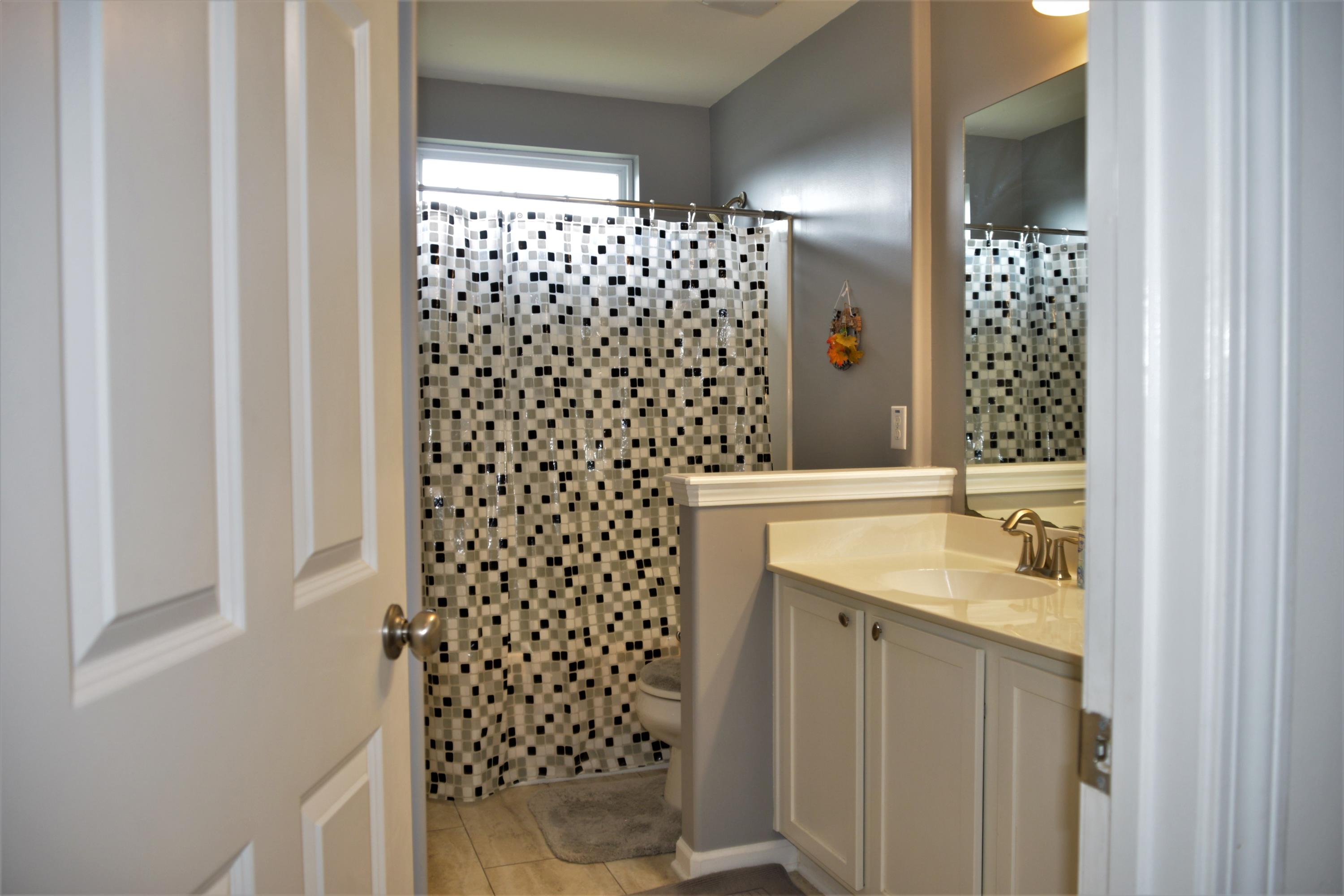 102 Summer View Road Summerville, SC 29486 - Photo 21 of 30 22