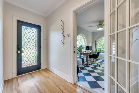 $885,000 | 5706 Kenwood Avenue, Dallas, TX 75206
