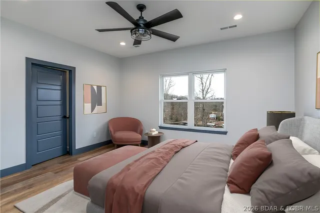 $815,000 | 31291 Los Breezes Circle, Rocky Mount, MO 65072