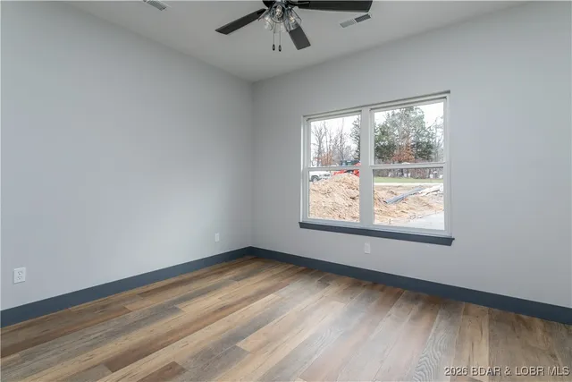 $825,000 | 31291 Los Breezes Circle, Rocky Mount, MO 65072