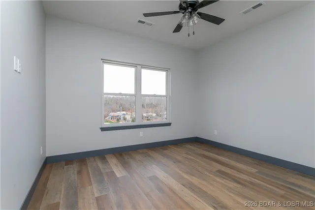 $825,000 | 31291 Los Breezes Circle, Rocky Mount, MO 65072