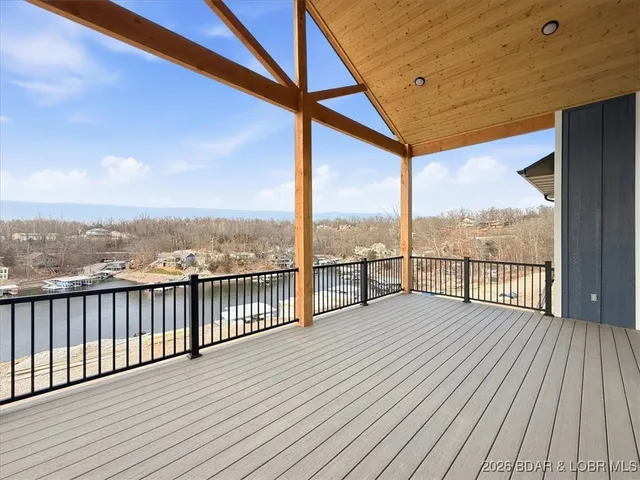 $815,000 | 31291 Los Breezes Circle, Rocky Mount, MO 65072