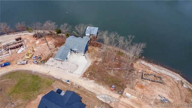 $815,000 | 31291 Los Breezes Circle, Rocky Mount, MO 65072