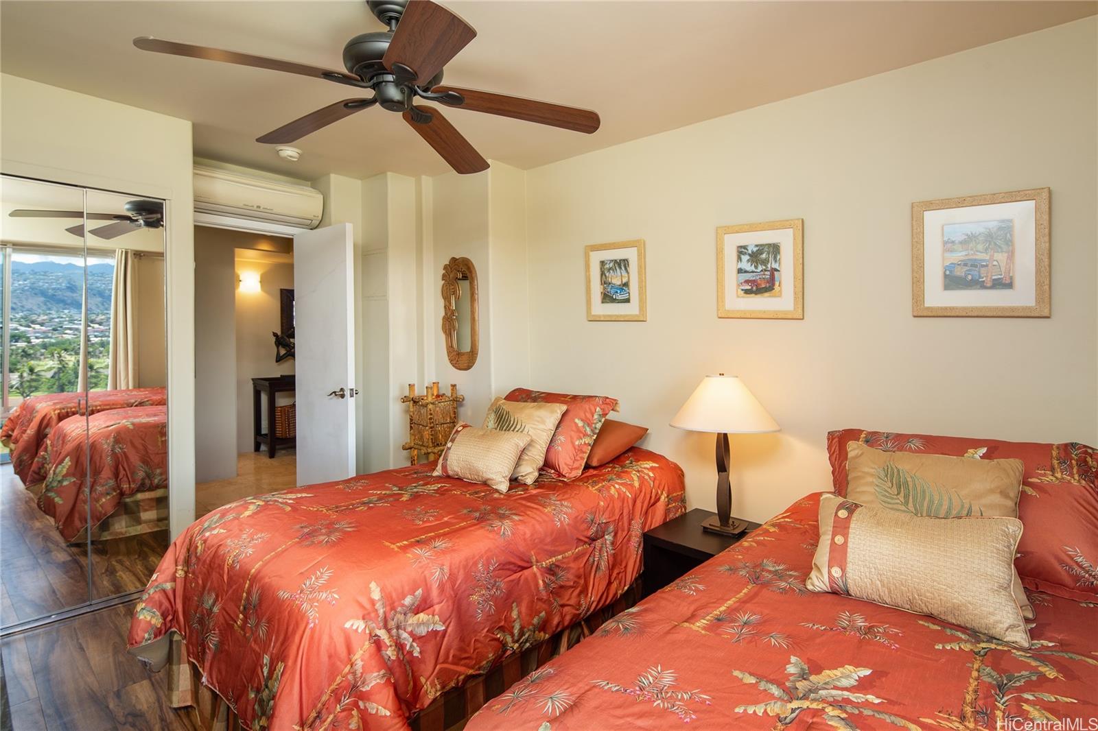 240 Makee Road, Unit 12C Honolulu, HI 96815 - Photo 11 of 21 Guest bedroom