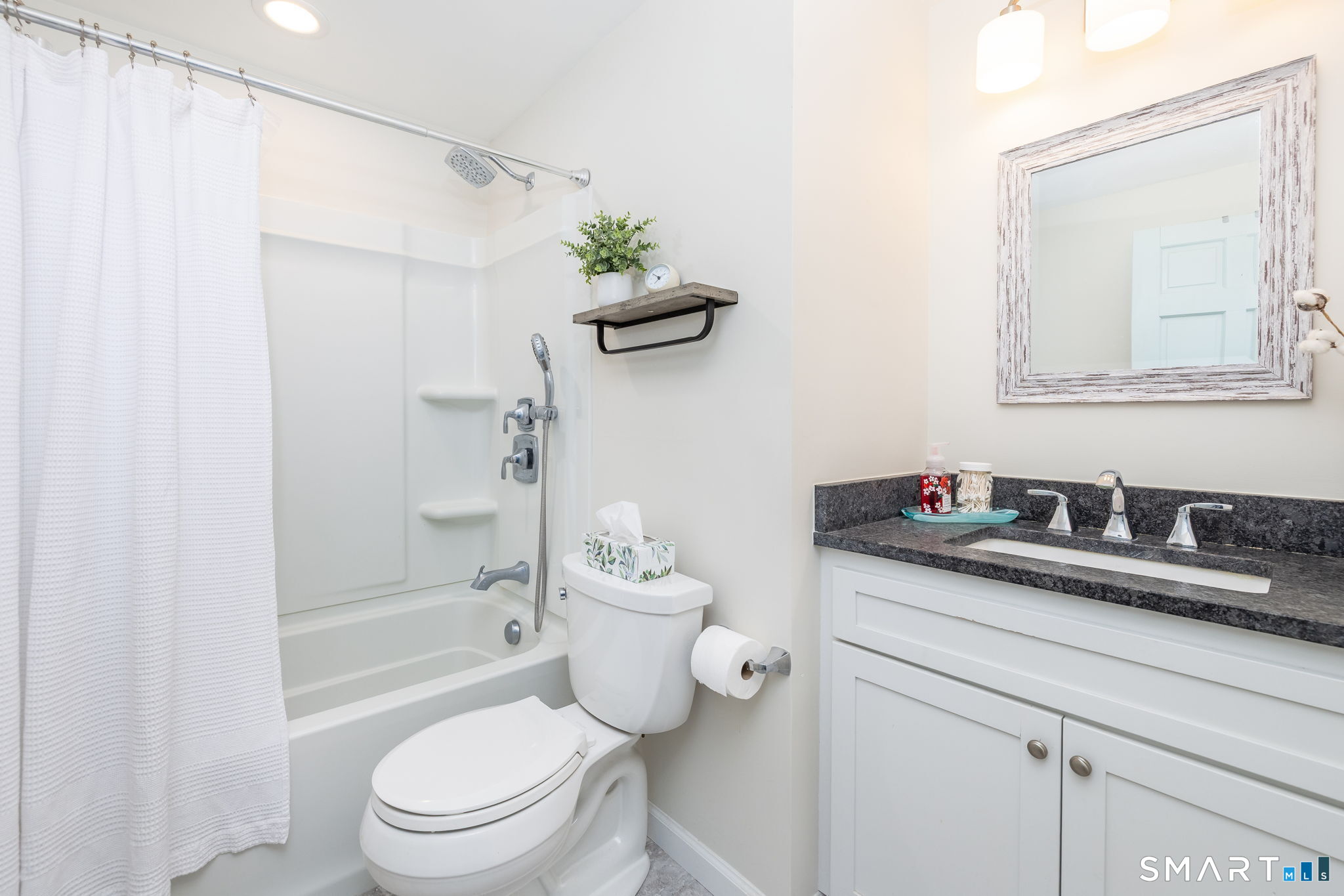 4 Lewis Street Simsbury, CT 06081 - Photo 13 of 30