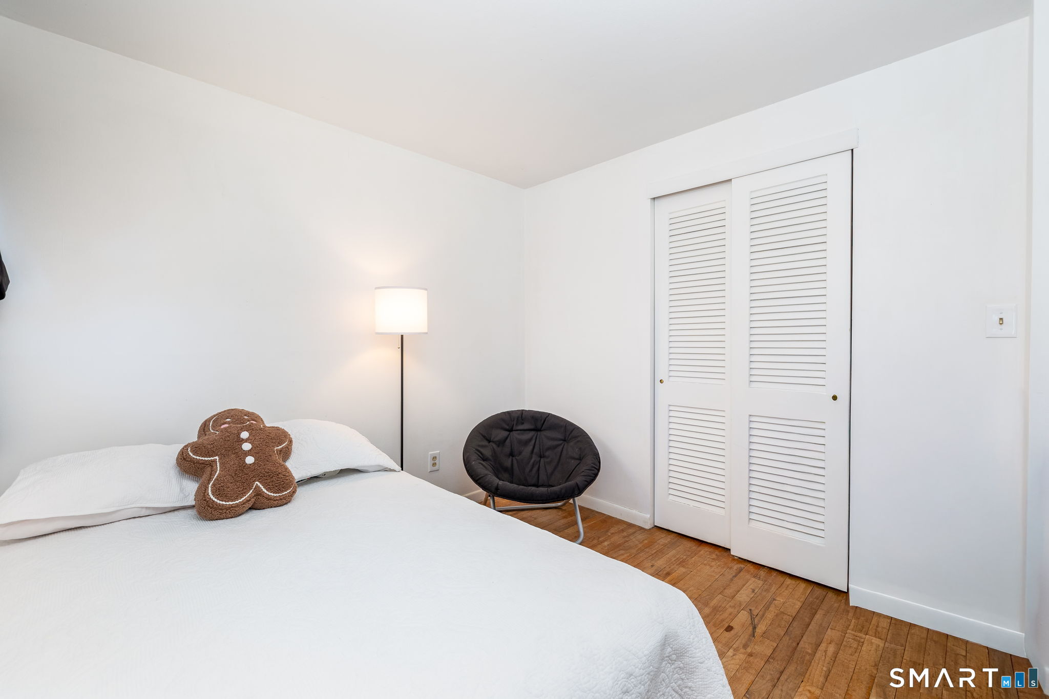 4 Lewis Street Simsbury, CT 06081 - Photo 18 of 30