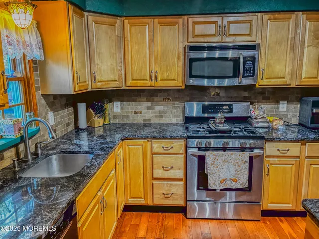 $699,900 | 1972 Glen Oak Drive, Forked River, NJ 08731