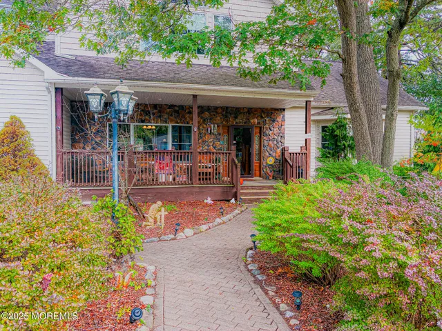 $699,900 | 1972 Glen Oak Drive, Forked River, NJ 08731