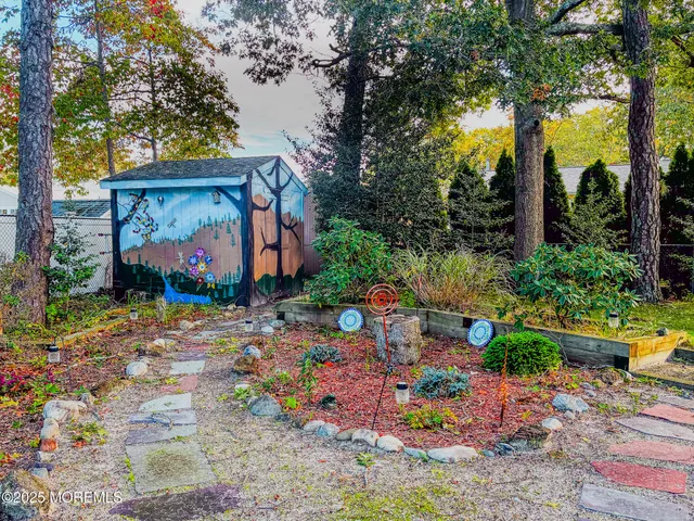 $675,000 | 1972 Glen Oak Drive, Forked River, NJ 08731