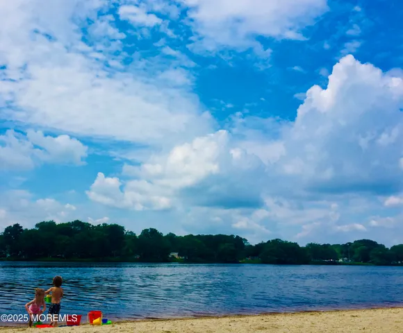 $675,000 | 1972 Glen Oak Drive, Forked River, NJ 08731