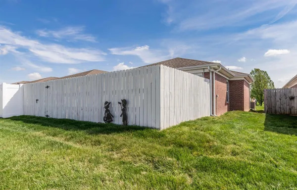 $259,900 | 7420 Megan Brooke Lane, Evansville, IN 47725