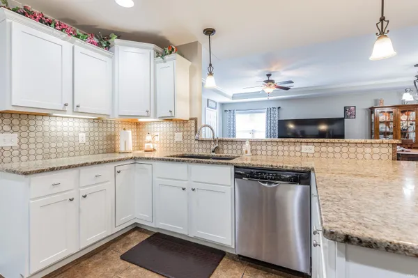 $259,900 | 7420 Megan Brooke Lane, Evansville, IN 47725