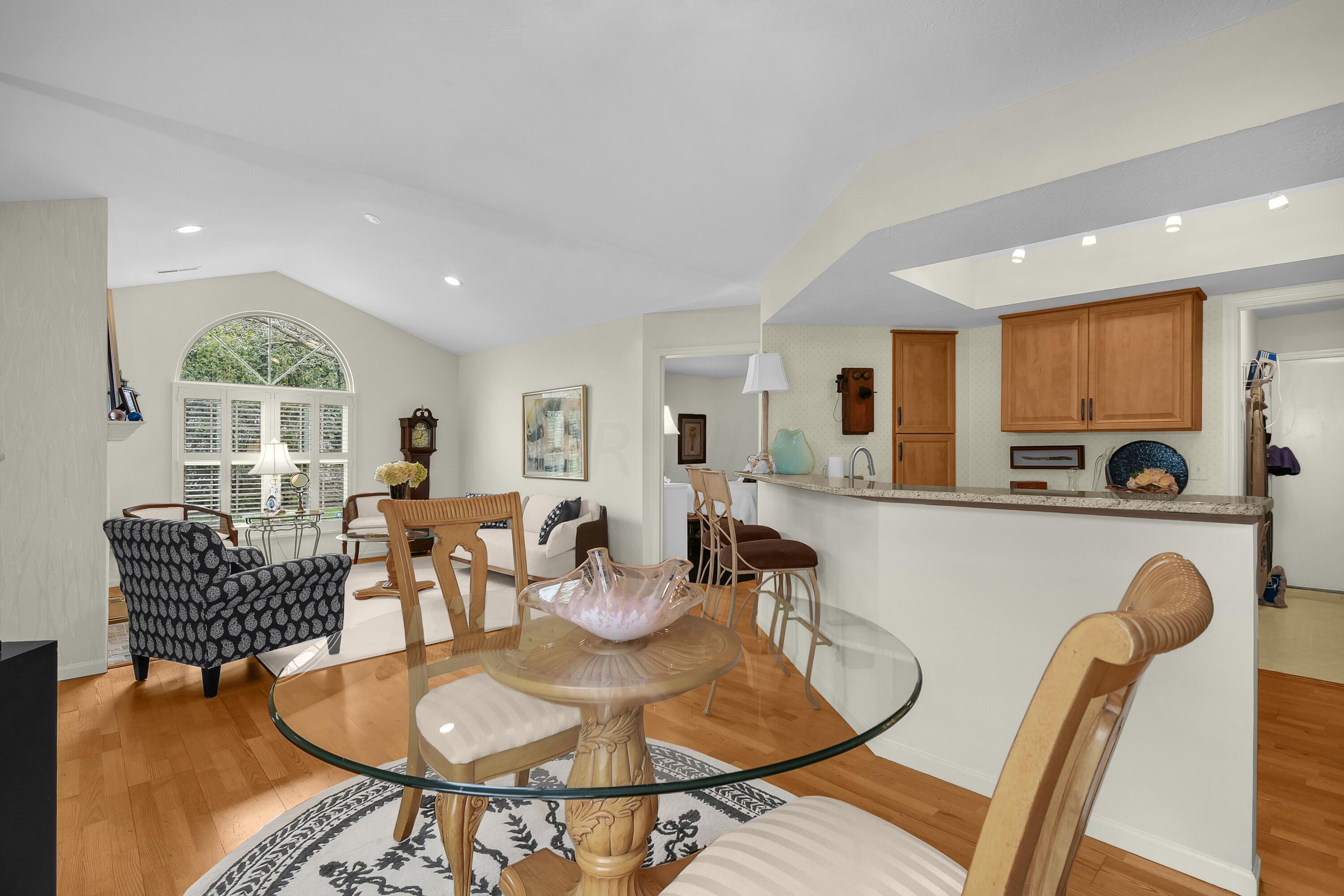 5787 Locbury Lane, Unit R5787 Dublin, OH 43016 - Photo 7 of 22 9-print-5787-locbury-ln