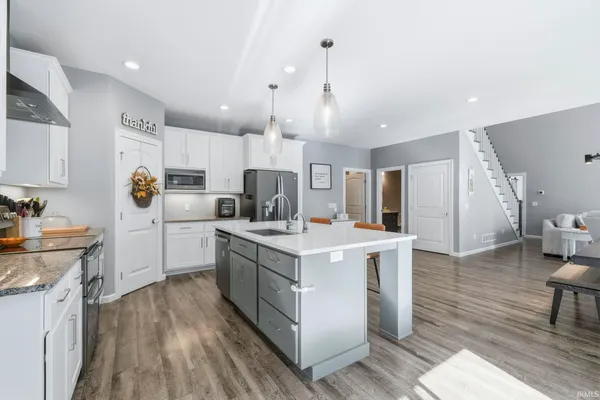 $640,000 | 2681 West 150 South, Warsaw, IN 46580