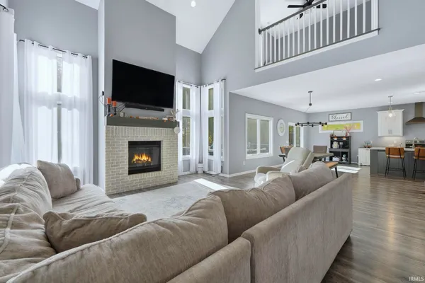 $640,000 | 2681 West 150 South, Warsaw, IN 46580