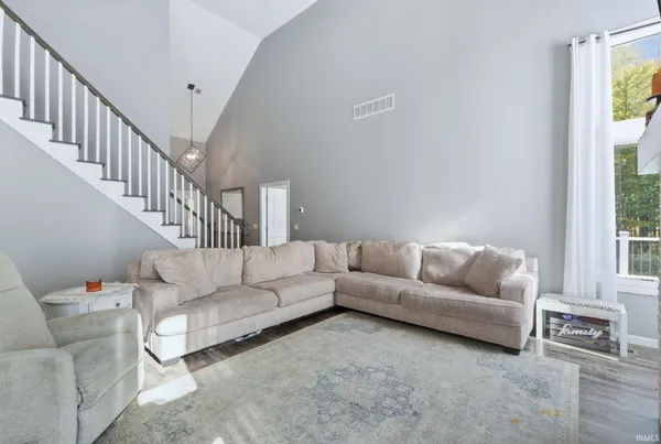 $640,000 | 2681 West 150 South, Warsaw, IN 46580