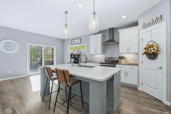 $640,000 | 2681 West 150 South, Warsaw, IN 46580