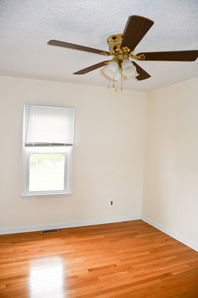 2241 Skydusky Road Bland, VA 24315 - Photo 27 of 42 Gallery Image 27