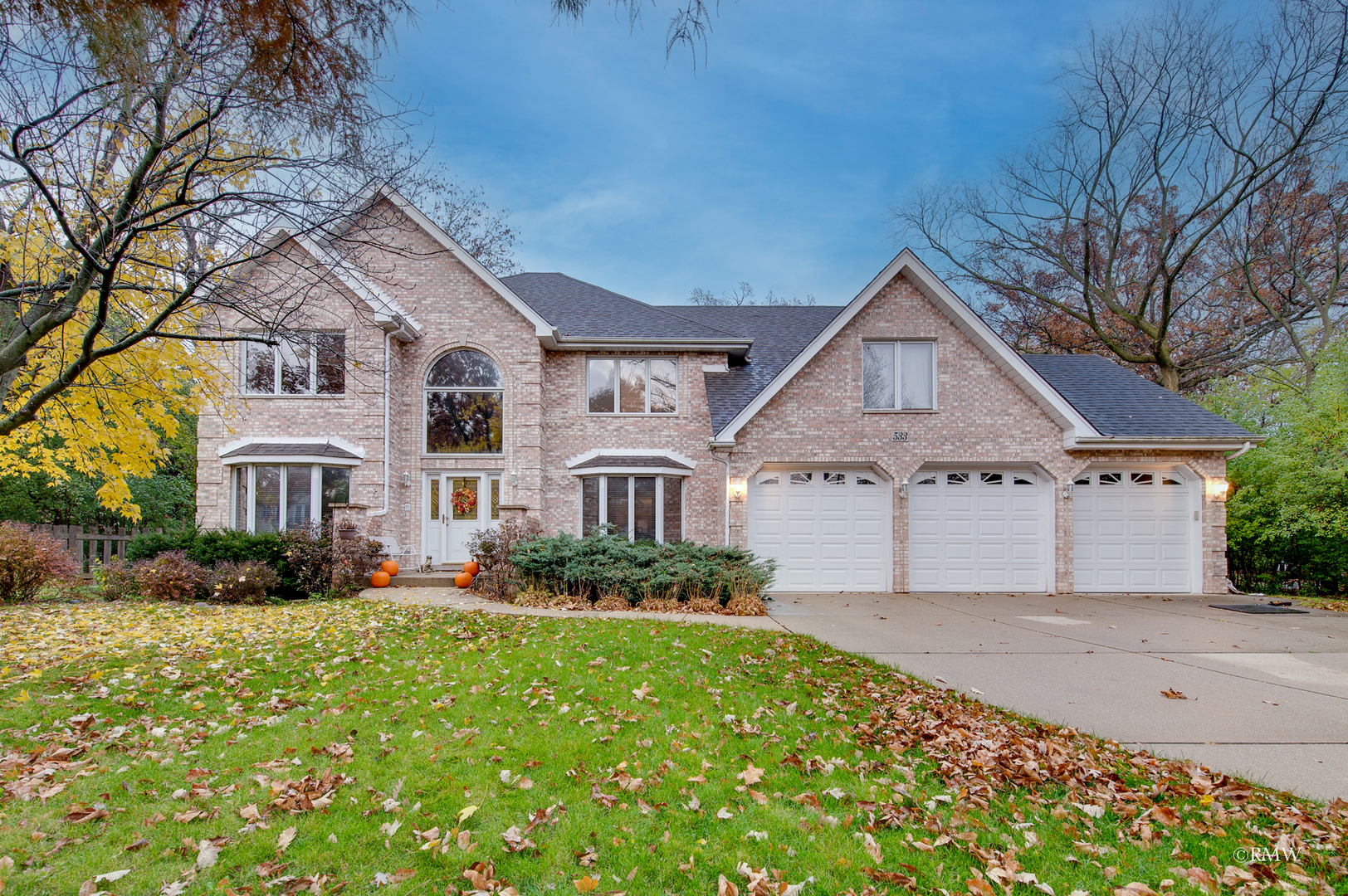 533 Ellsworth Avenue Addison, IL 60101 - Photo 2 of 35 Gallery Image 2