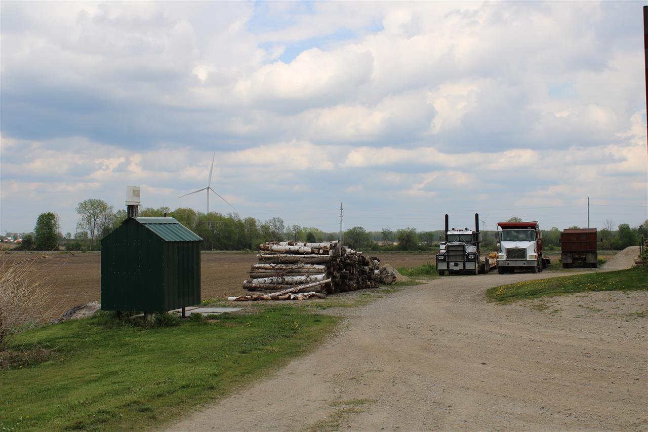 9635 South Shepherd Road Shepherd, MI 48883 - Photo 35 of 44 1887480-34.JPG