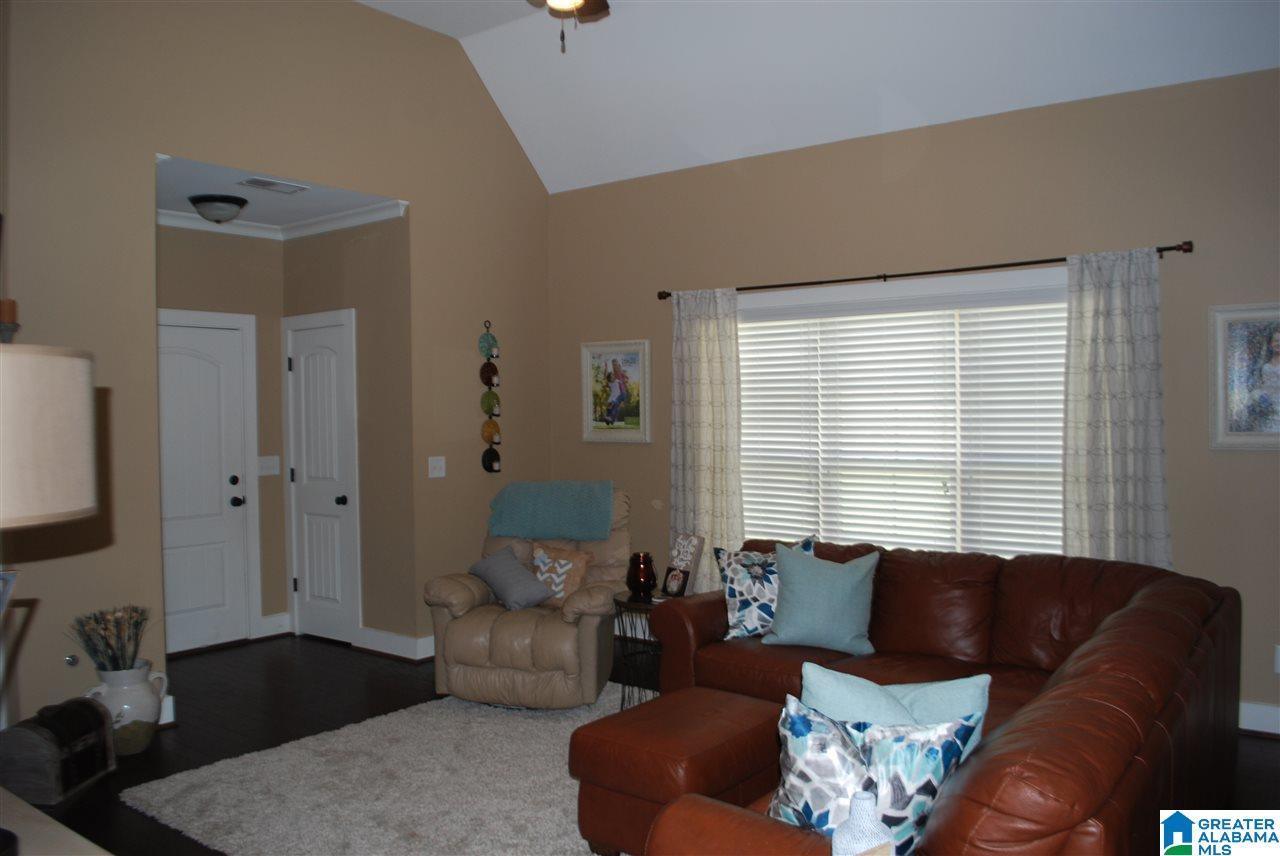 1264 Grants Way Birmingham, AL 35210 - Photo 5 of 23