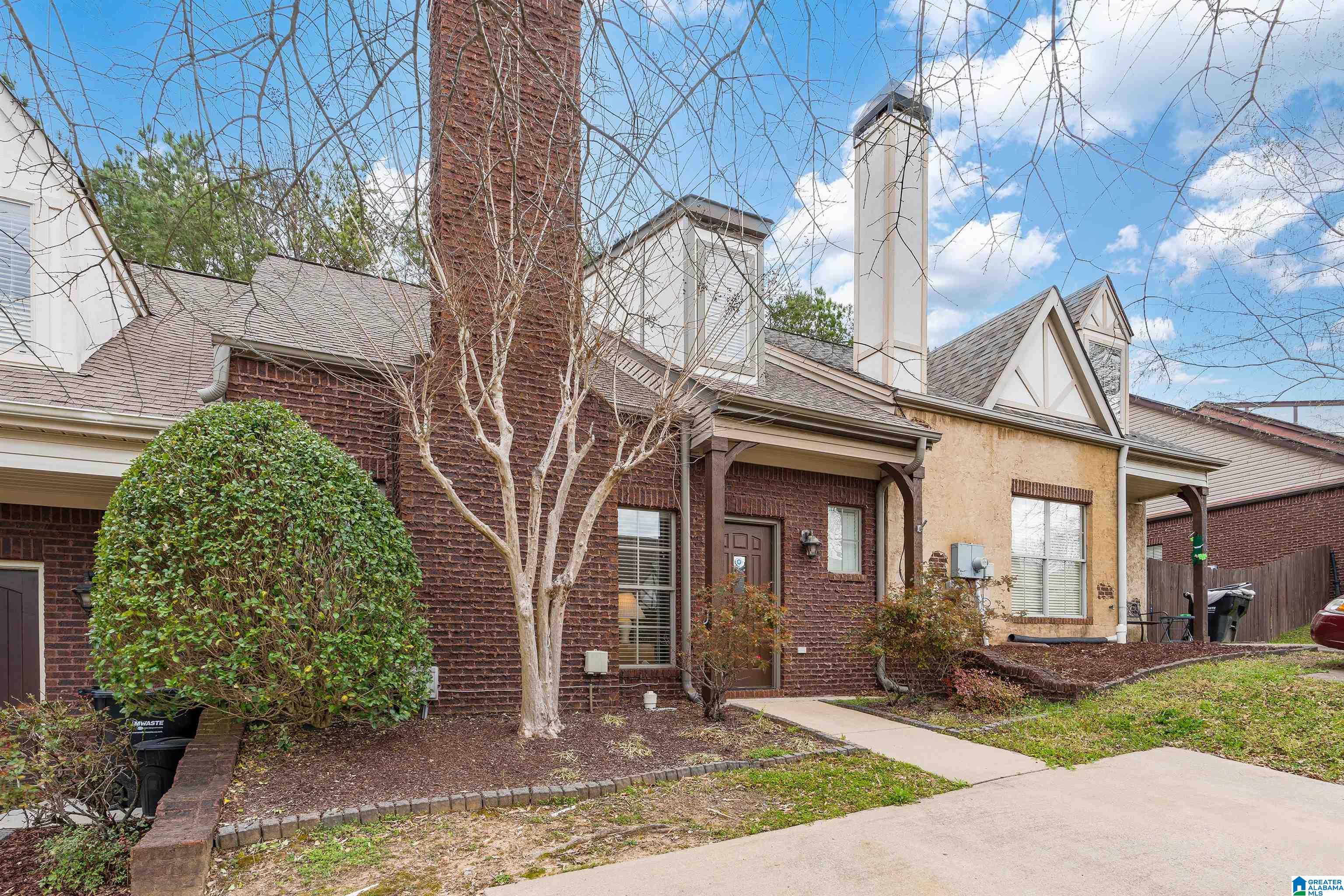 2220 Ridgemont Drive Birmingham, AL 35244 - Photo 3 of 23