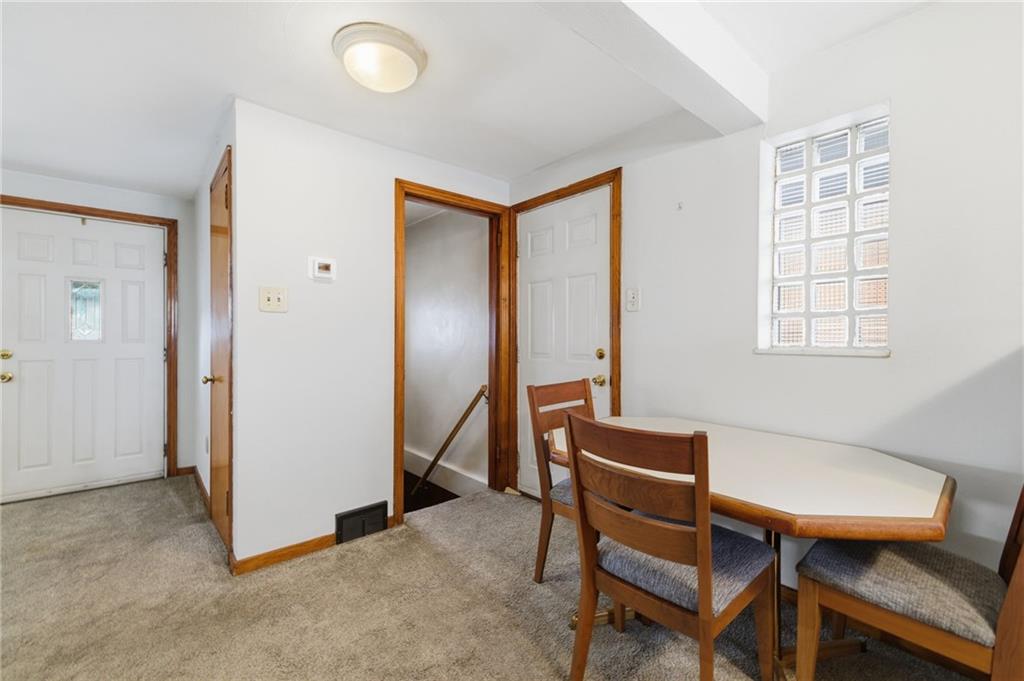 1368 Cathell Road Pittsburgh, PA 15236 - Photo 9 of 28 a room with furniture and a window