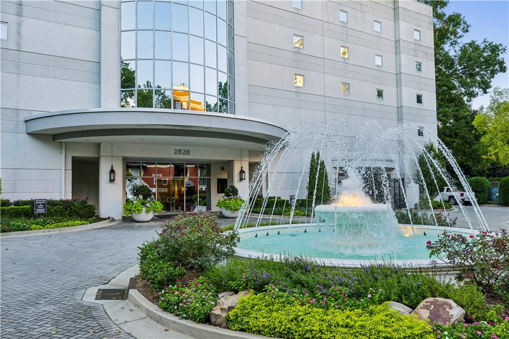 2828 Peachtree Road Northwest, Unit 2502 Atlanta, GA 30305 - Photo 2 of 38