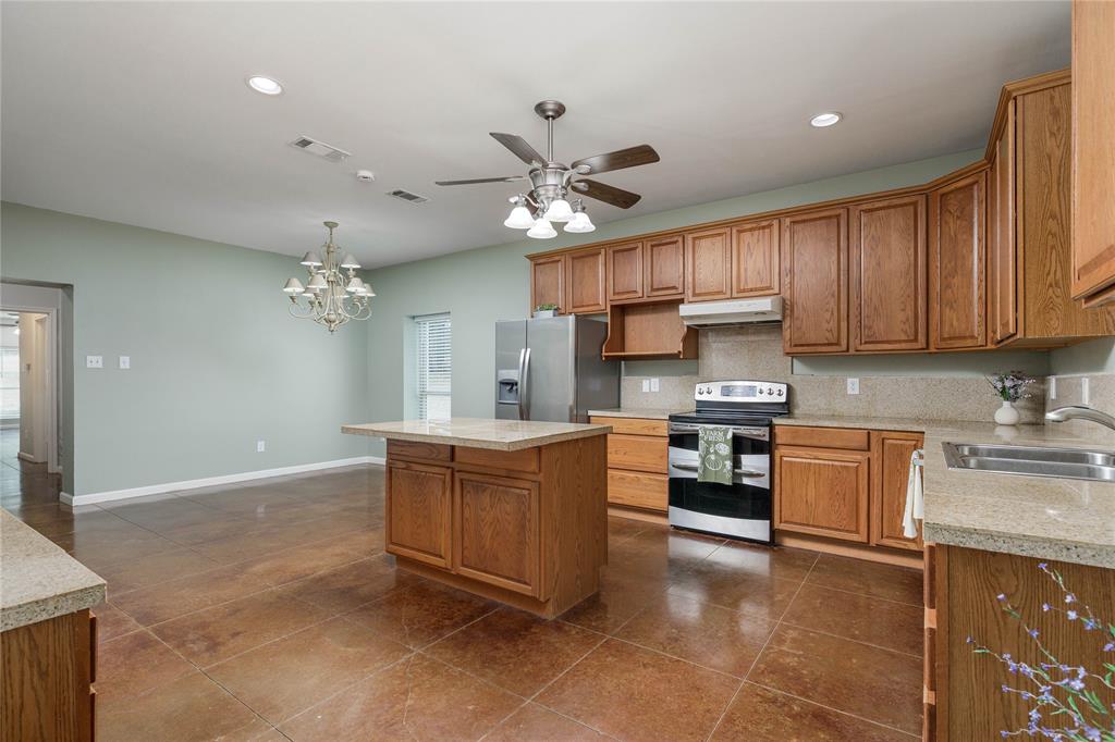 1878 North Lincoln Park Road Van Alstyne, TX 75495 - Photo 12 of 40