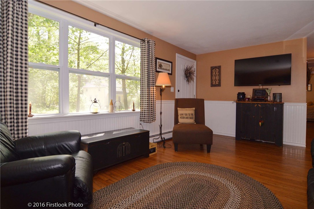 46 Cooper Hill Road Burrillville, RI 02839 - Photo 5 of 25
