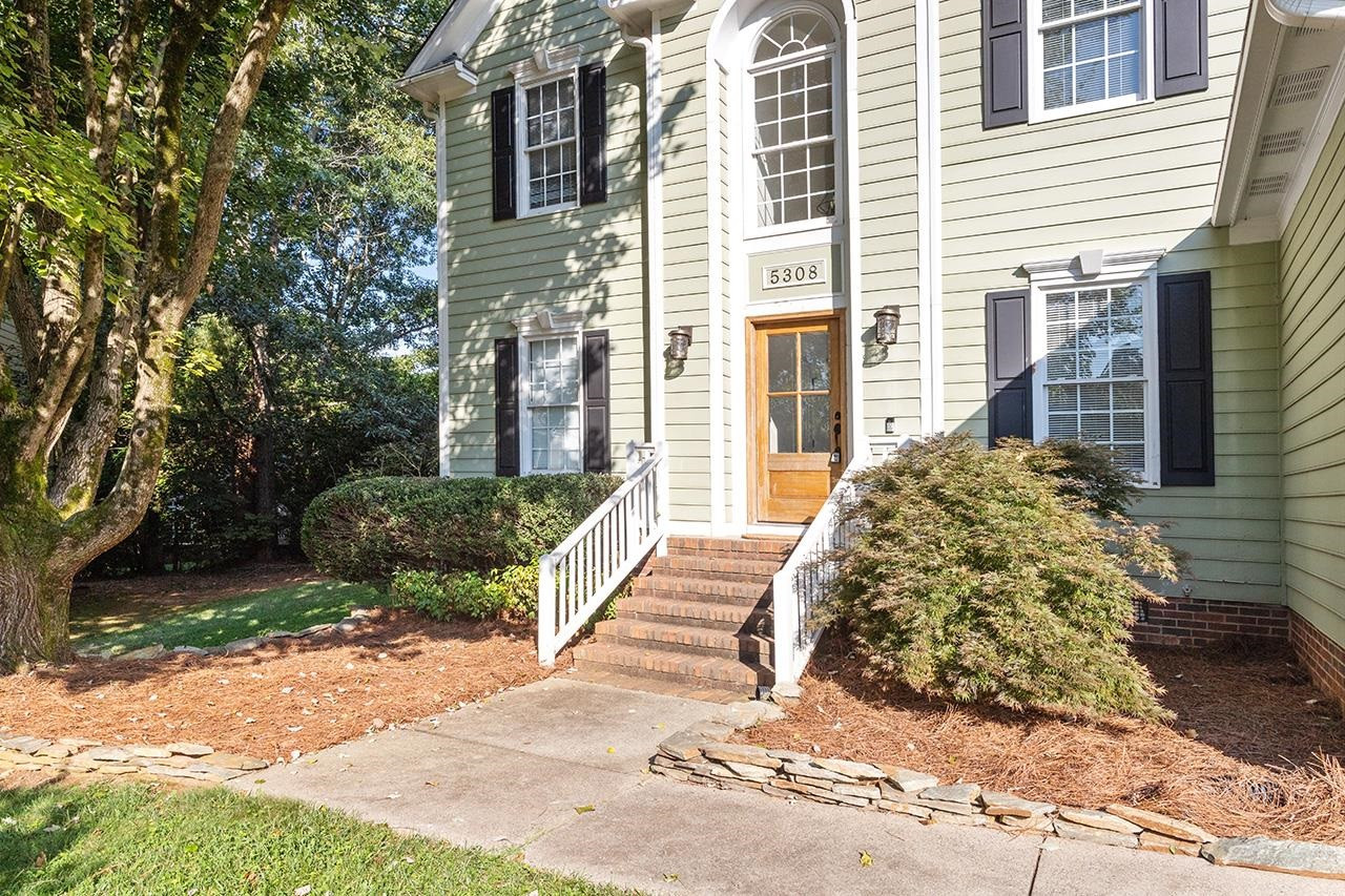5308 Halcott Court Raleigh, NC 27613 - Photo 4 of 34 Photo 4