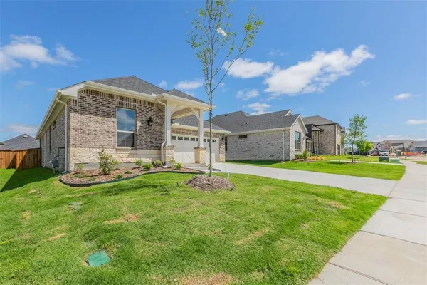 $2,400 | 3300 Riverlawn Drive, Anna, TX 75409
