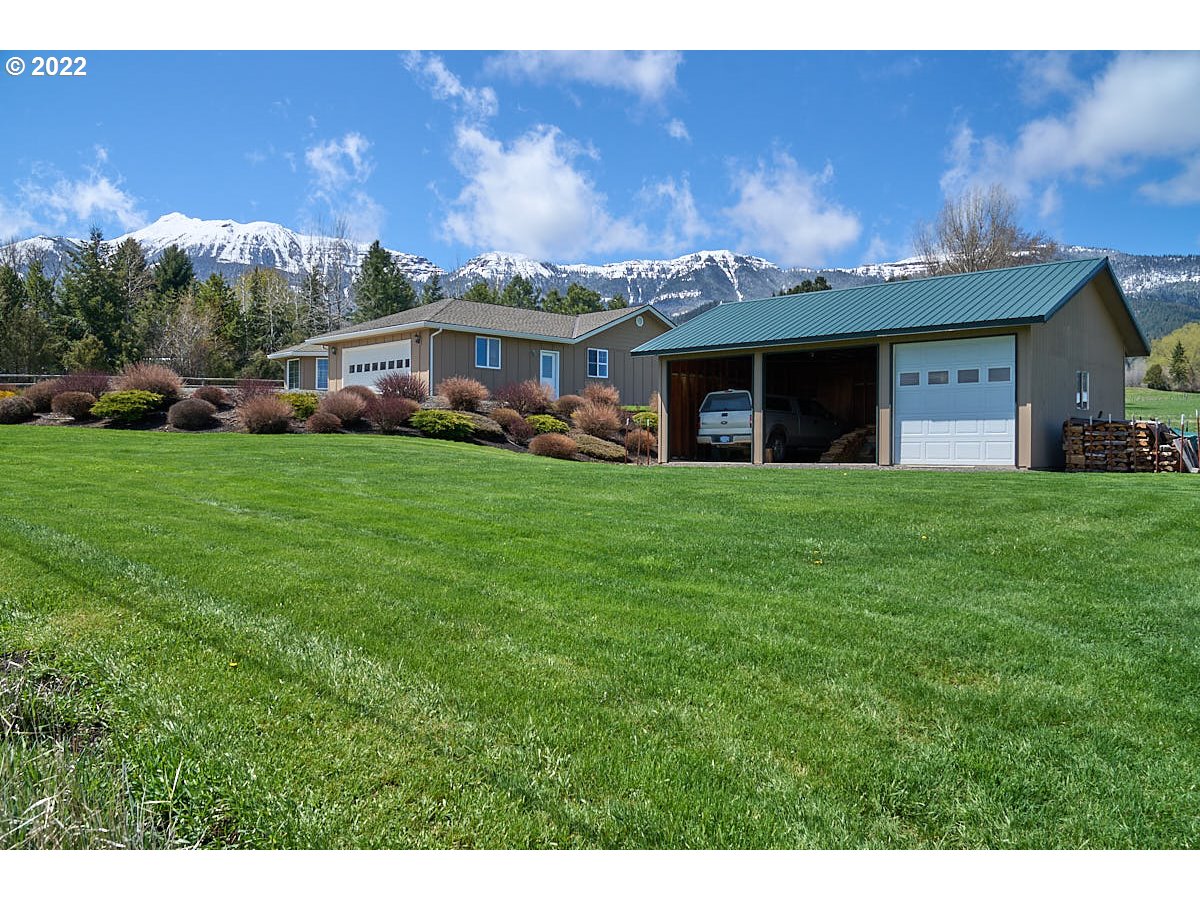 64978 Aspen Grove Road Enterprise, OR 97828 - Photo 2 of 25 Gallery Image 2