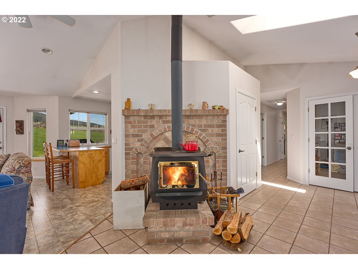 64978 Aspen Grove Road Enterprise, OR 97828 - Photo 6 of 25 Gallery Image 6