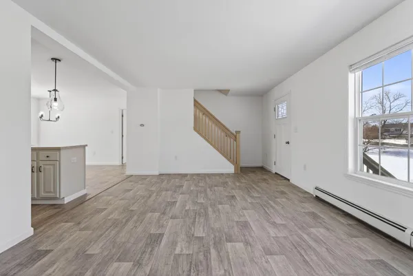 $399,900 | 6 Bayberry Court, Augusta, ME 04330