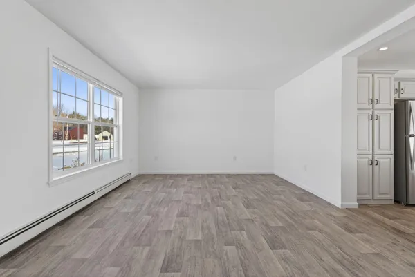 $399,900 | 6 Bayberry Court, Augusta, ME 04330