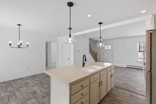 $399,900 | 6 Bayberry Court, Augusta, ME 04330