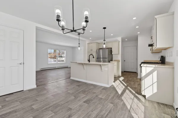 $399,900 | 6 Bayberry Court, Augusta, ME 04330