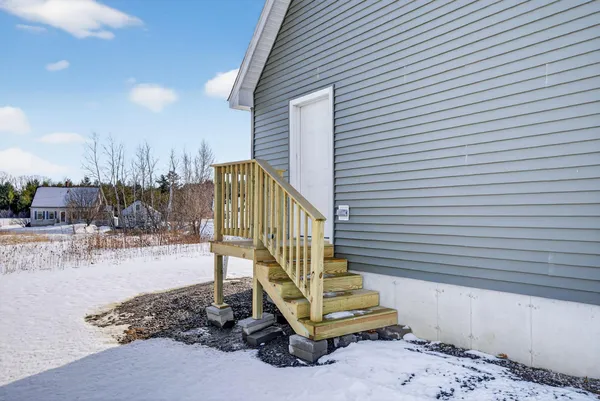 $399,900 | 6 Bayberry Court, Augusta, ME 04330