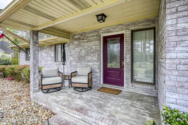 $2,800 | 206 Ravenswood Road, Hampstead, NC 28443