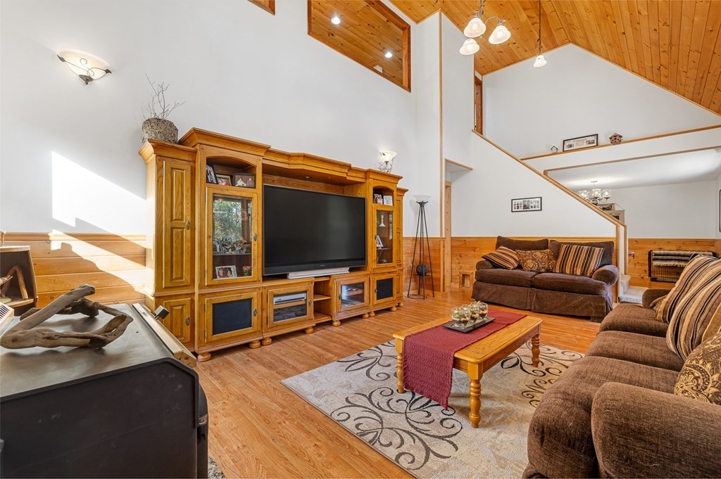 268 Tipton Rock Road Southbridge, MA 01550 - Photo 20 of 42 Gallery Image 20