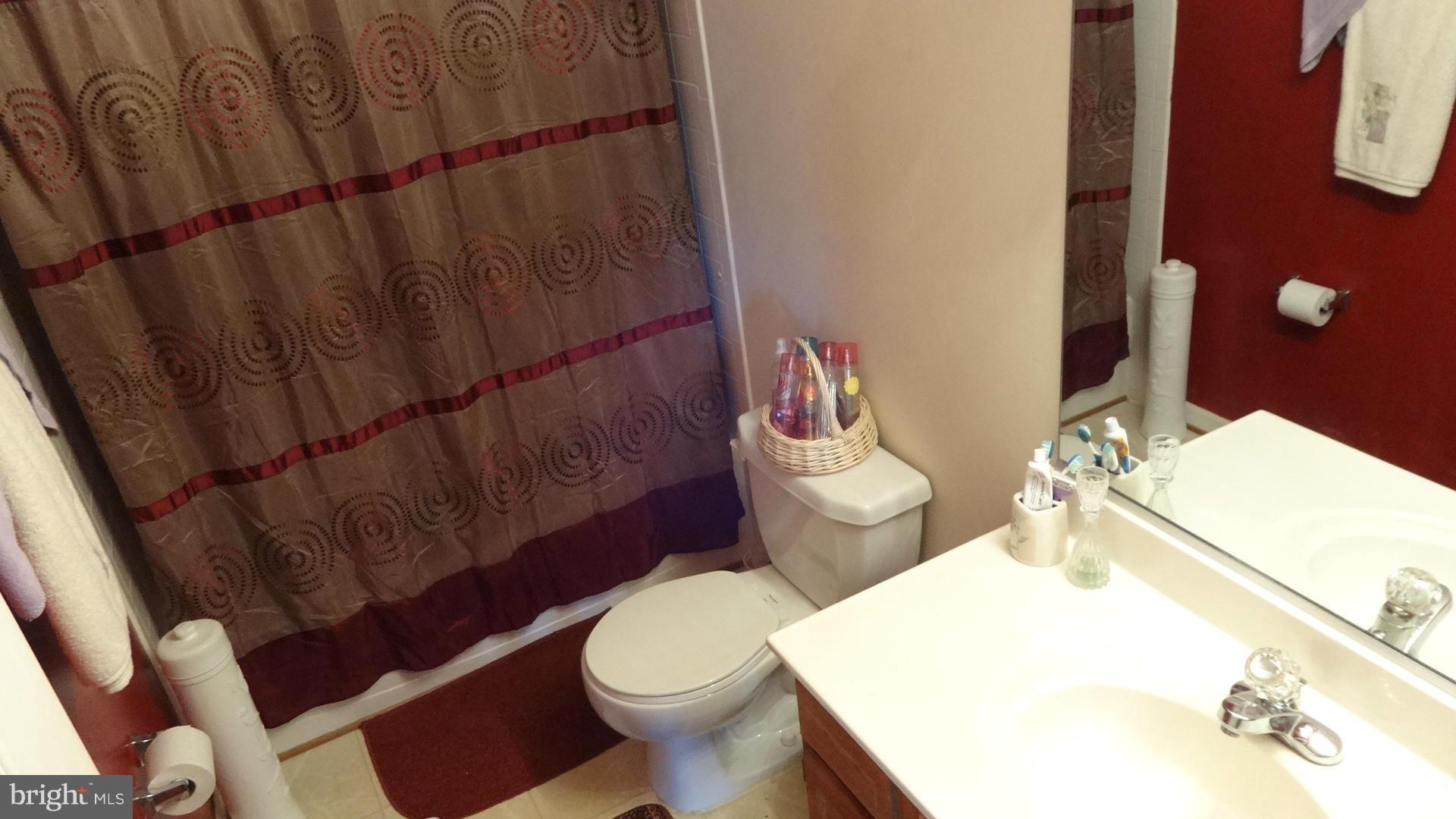 7201 Friendship Road Clinton, MD 20735 - Photo 23 of 25 Bath
