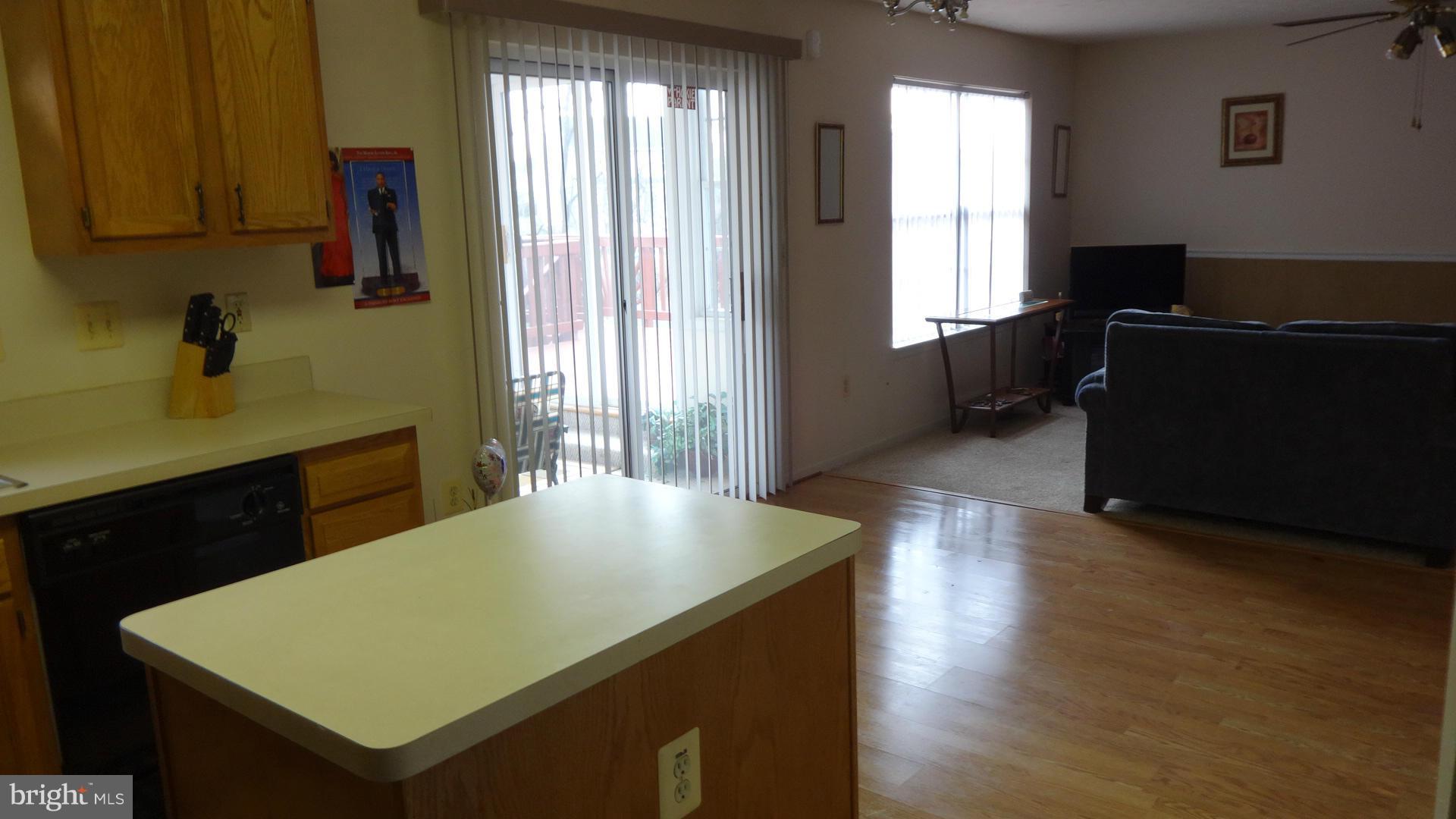 7201 Friendship Road Clinton, MD 20735 - Photo 9 of 25 Kitchen
