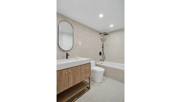 $4,300 | 321 East 48th Street, Unit 11F | Midtown East