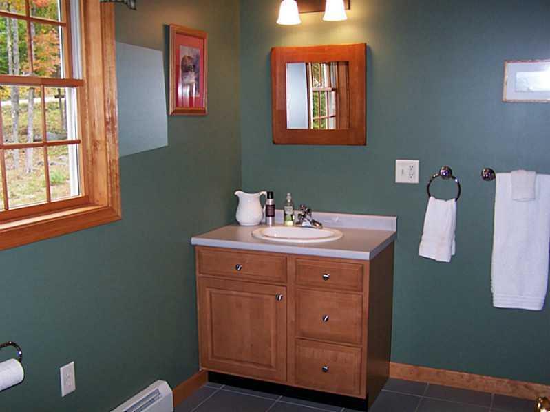 2007 Hillside Road Kingfield, ME 04947 - Photo 20 of 20 Bathroom.