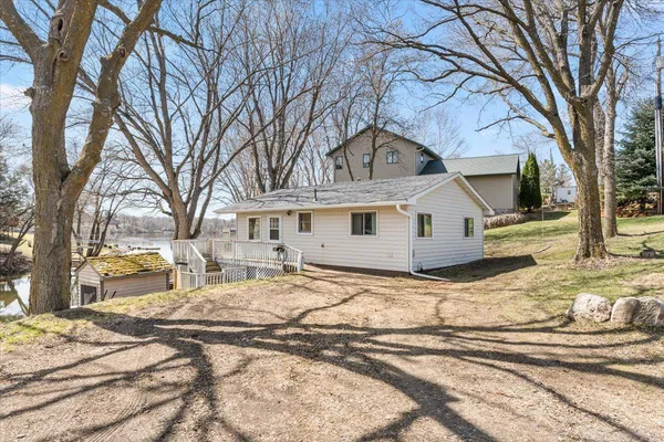 $239,000 | 19391 Cedar Island Lake Road, Richmond, MN 56368